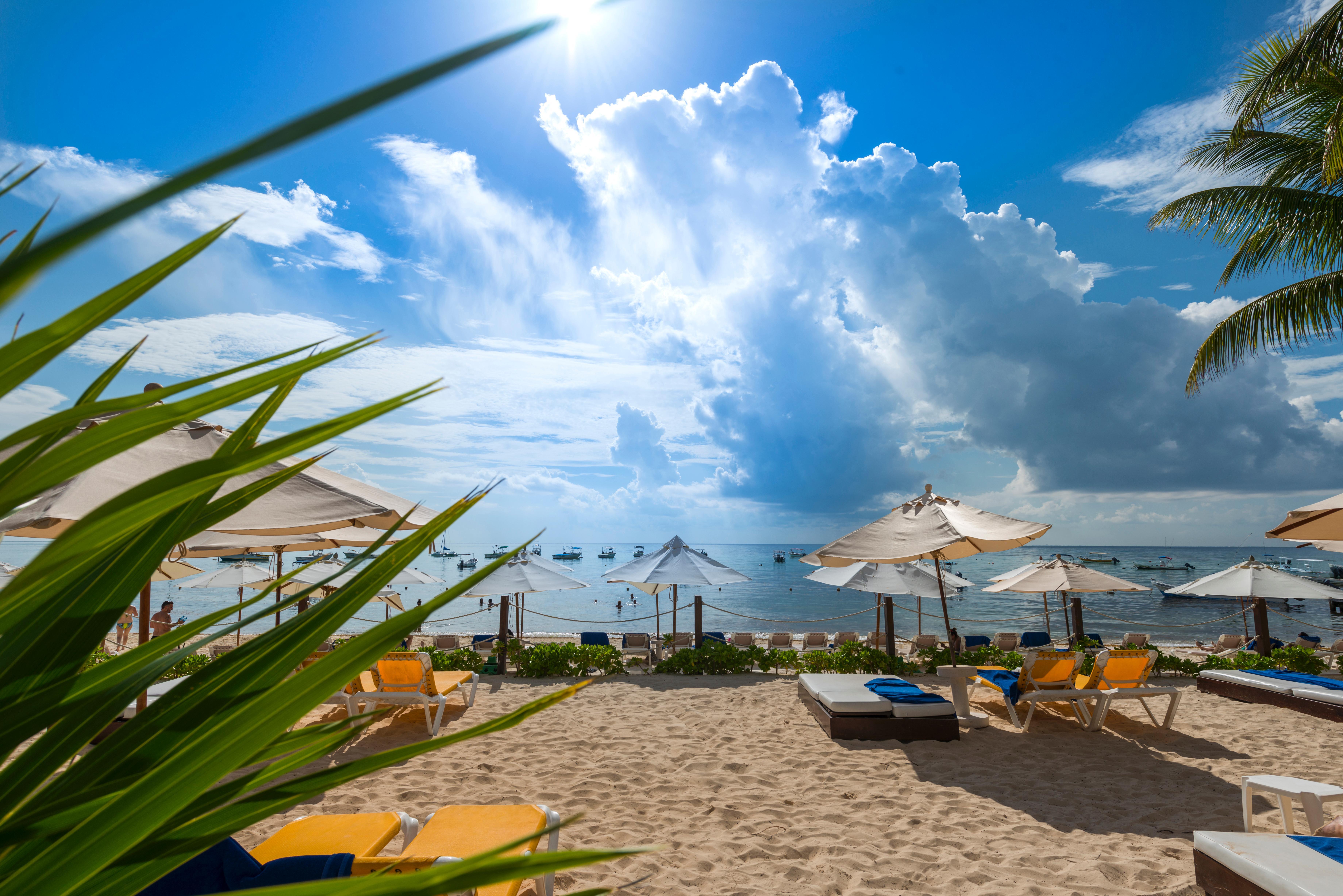 Resort The Reef Coco & 4*