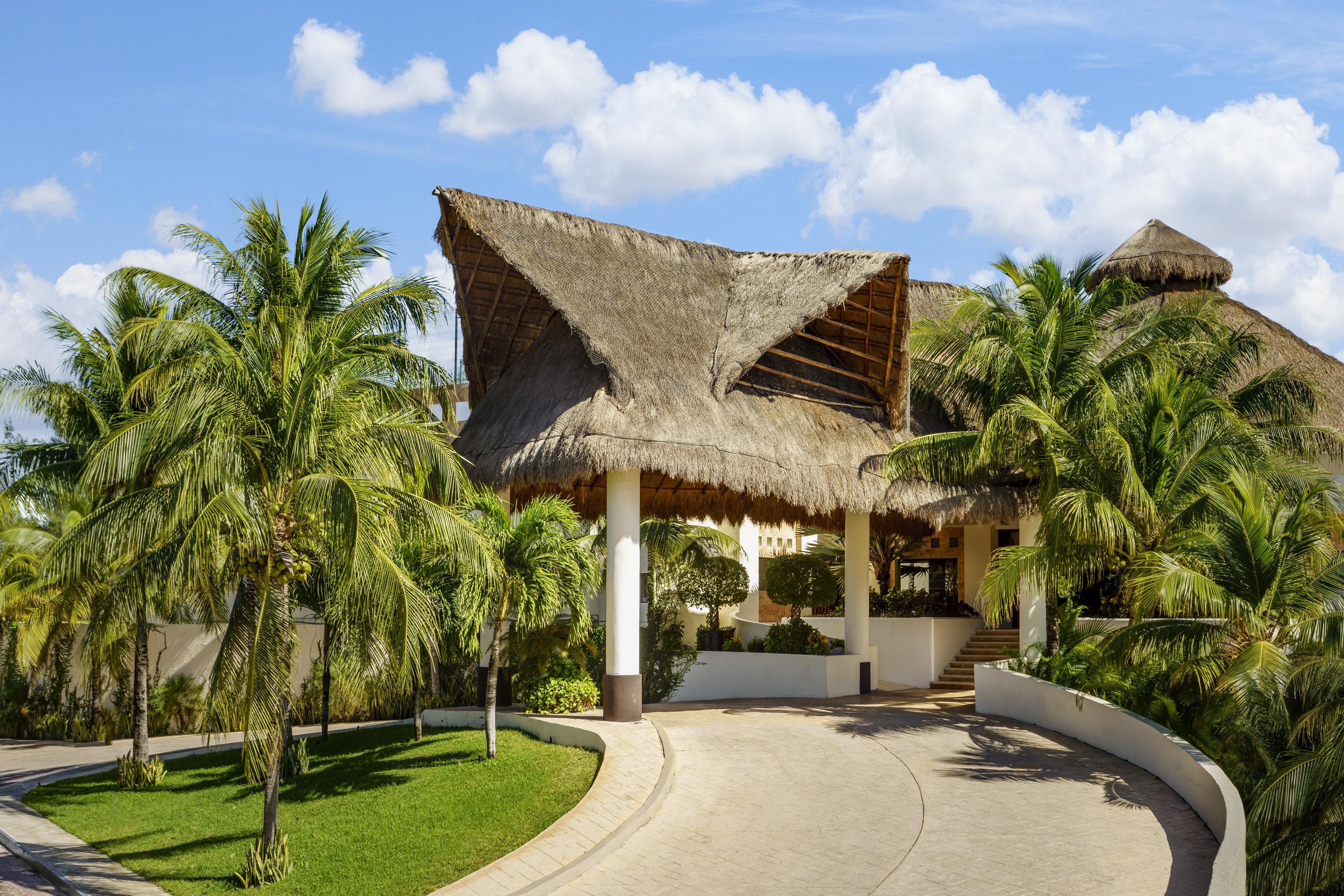 Resort The Reef Coco &