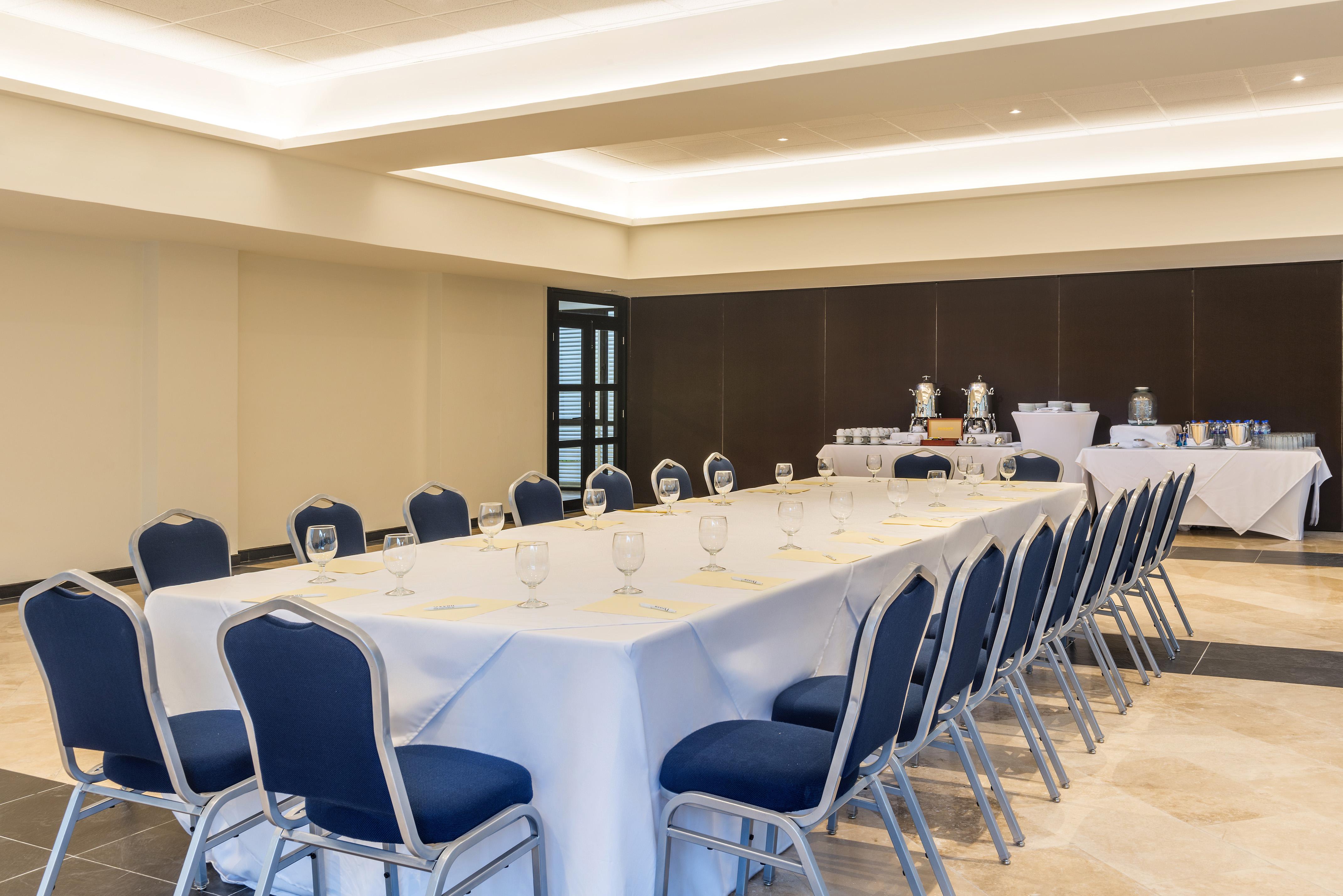 Hotel Ocean Riviera Paradise El Beso Adults Only 5*