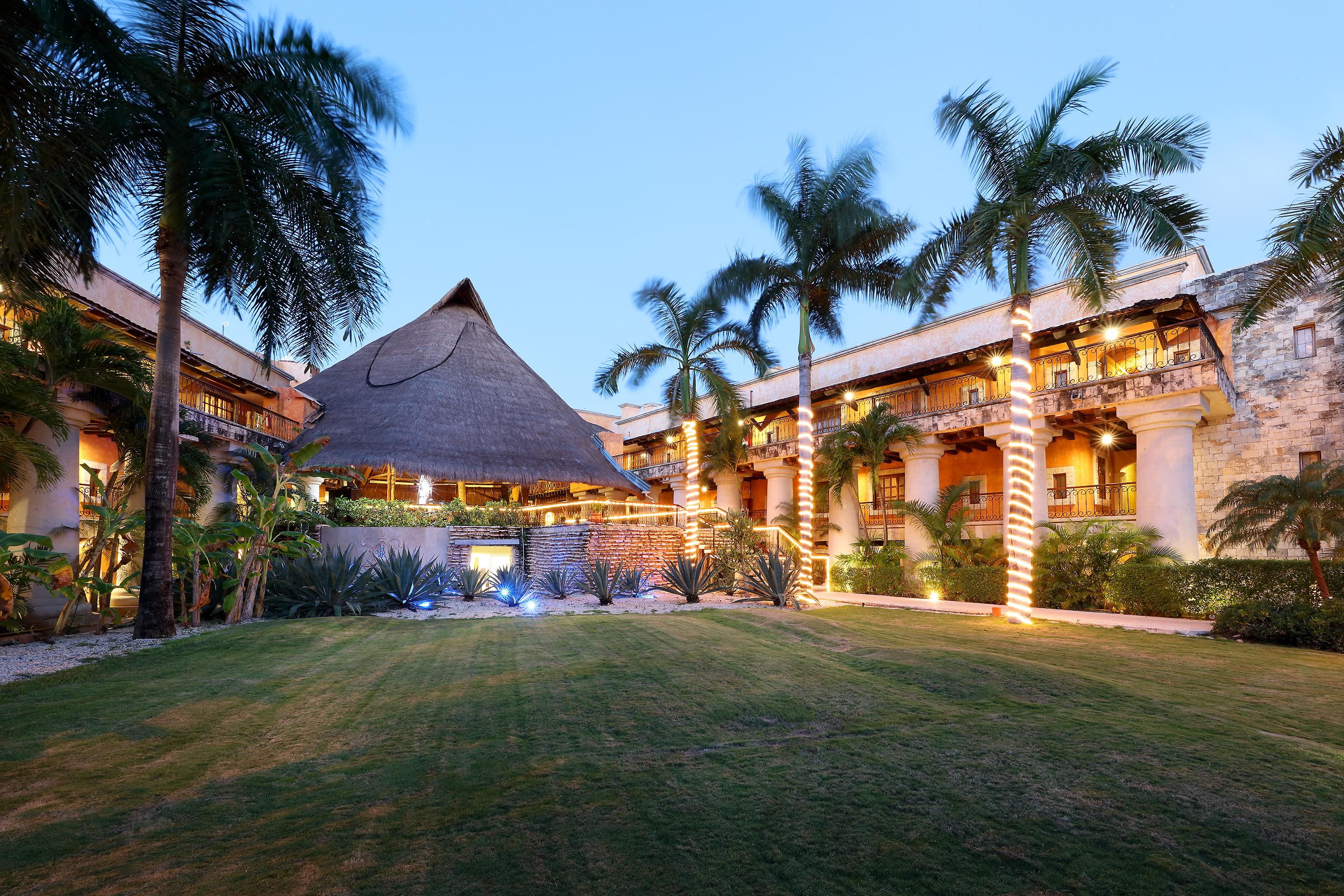 Eurostars Hacienda Vista Real Hotel 5*