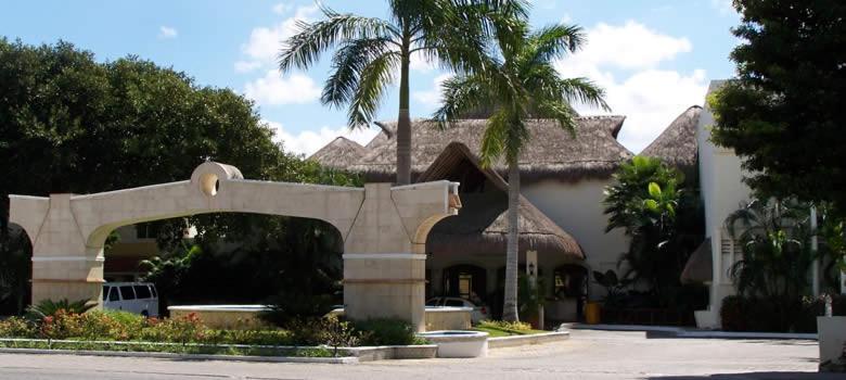 Villa Playacar House 10 Pax! The Location In Playa! By Bookhap