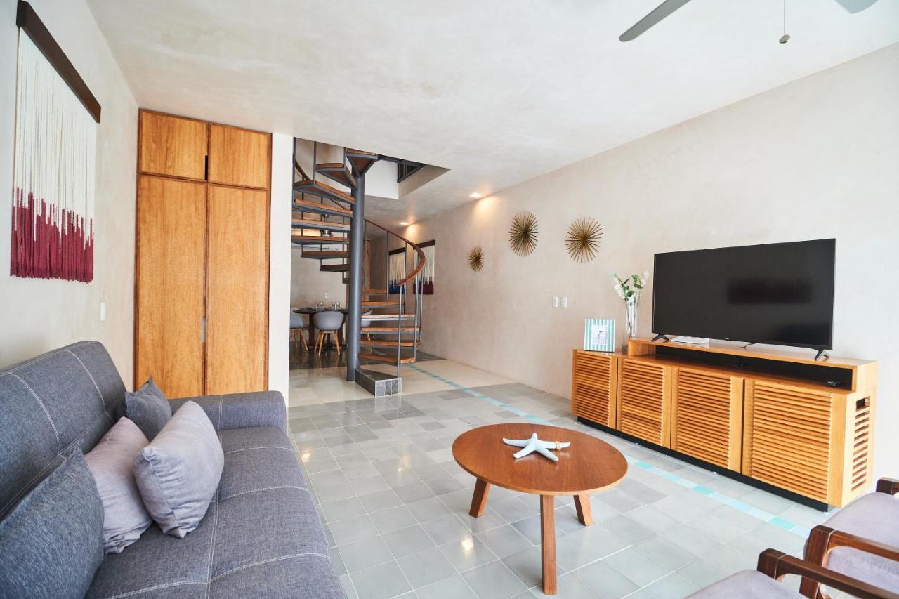 Apartment Stunning Two-level Infinity Swimming Pool & Rooftop Great Amenities *