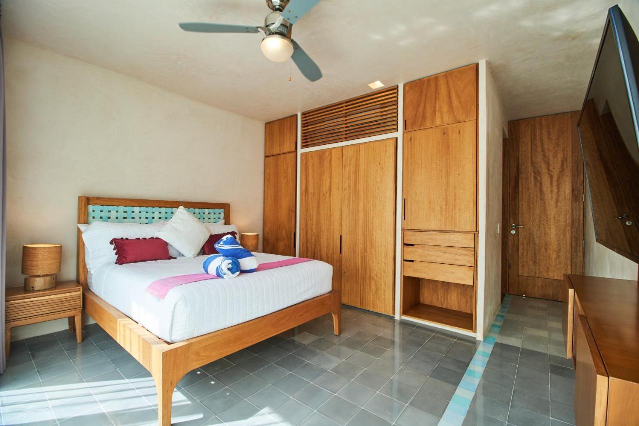 Apartment Stunning Two-level Infinity Swimming Pool & Rooftop Great Amenities *