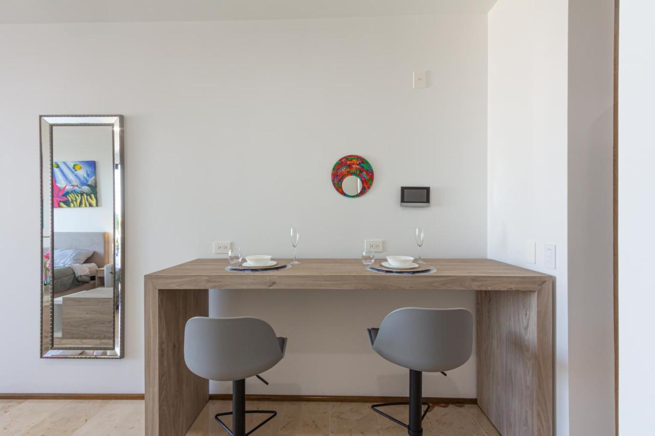 Luxury On The 5th Avenue Ocean View Rooftop I By Yeah Apartment