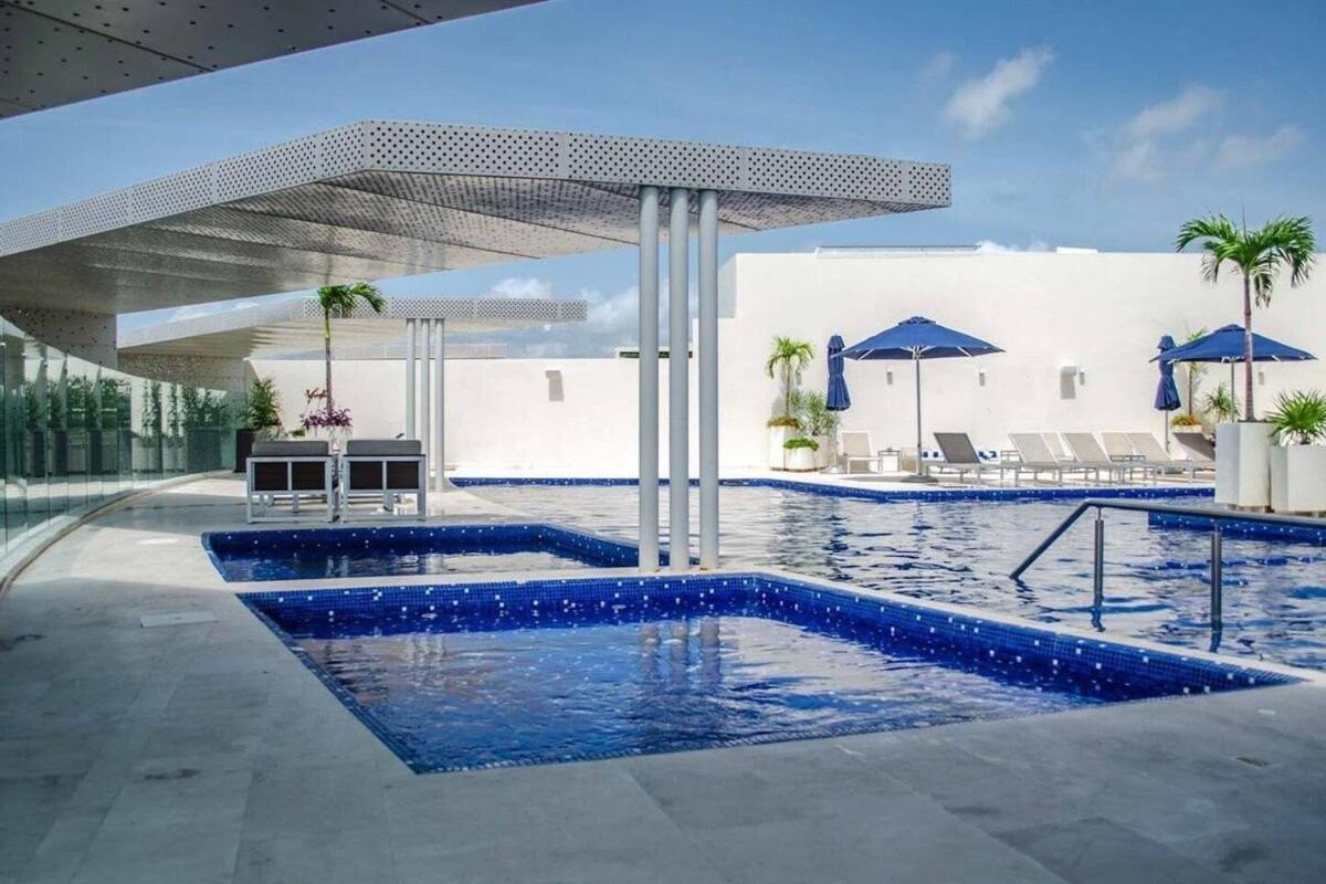 Apartment 1 Rec. | A Pasos De La Playa | Roof C/vista Al Mar Playa del Carmen