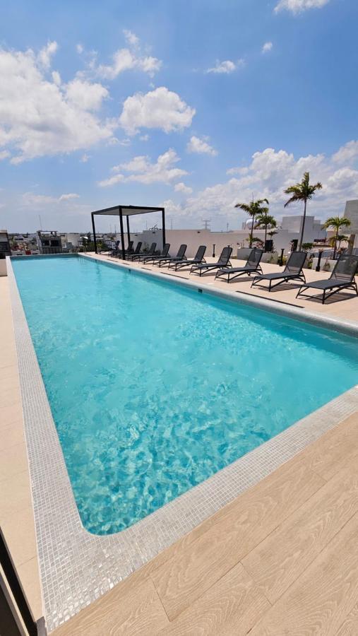 Apartment Stylish 1br Near Attractions, 2 Incredible Pools, Gym,cinema Playa del Carmen