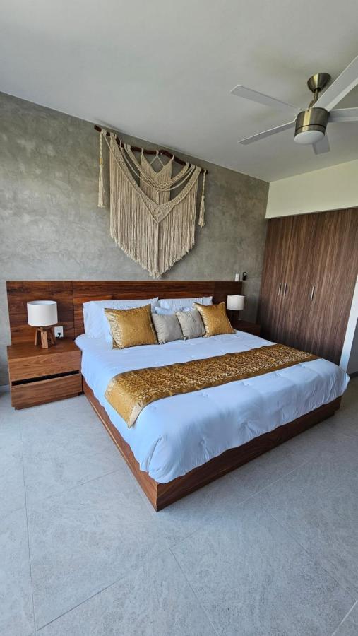 Stylish 1br Near Attractions, 2 Incredible Pools, Gym,cinema Playa del Carmen