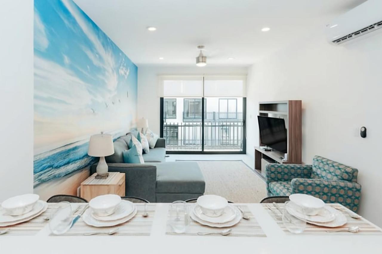 Stylish 1br Near Attractions, 2 Incredible Pools, Gym,cinema Playa del Carmen