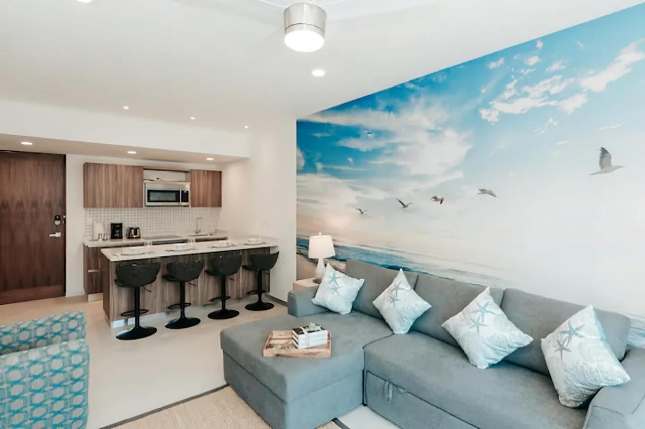 Apartment Stylish 1br Near Attractions, 2 Incredible Pools, Gym,cinema *