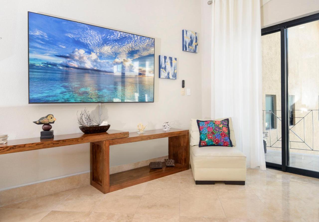 Apartment Oceanfront Luna Encantada With Pool And Great Rates Luna A2 *