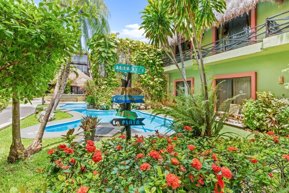 Aventura Mexicana Hotel 3*