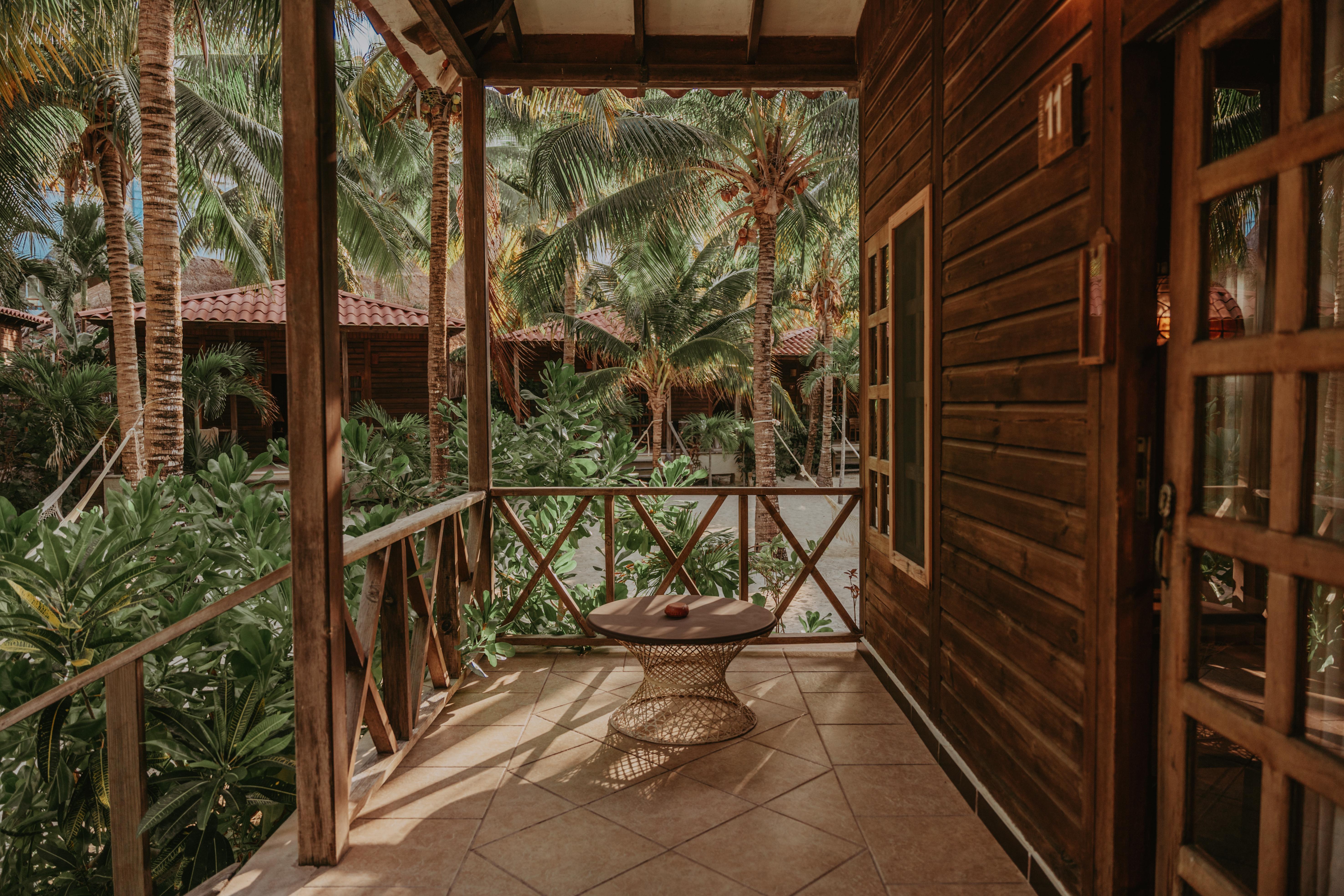 Petit Lafitte Front Hotel&bungalows 4*