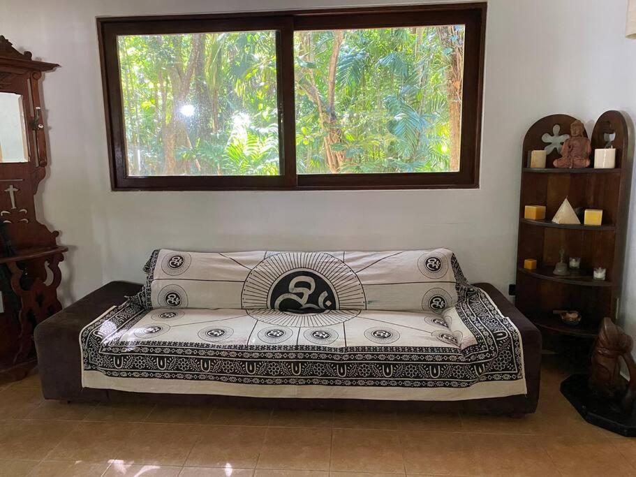 Jungle Oasis By The Beach: Casa Selva On 38th Street Holiday home *