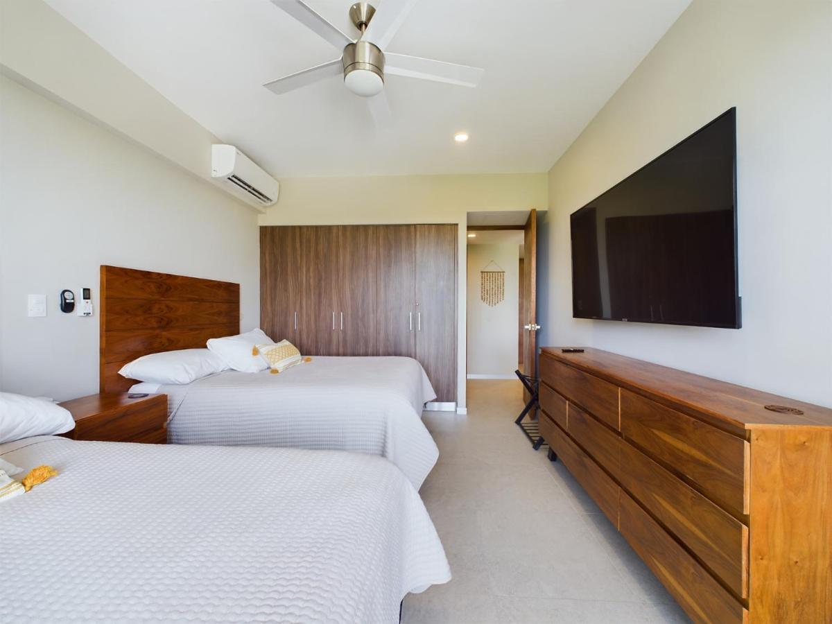Spacious And Centrally A Few Streets From The By Yeah Apartment Playa del Carmen