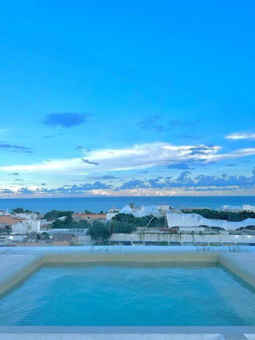 Comfortable W/ Views Rooftop Pool & Gym - 319 Musa Apartment