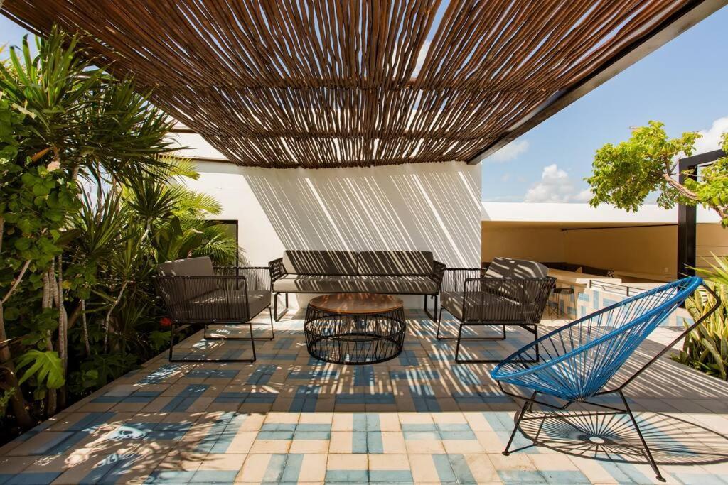 Riva By The Spot Apartment *