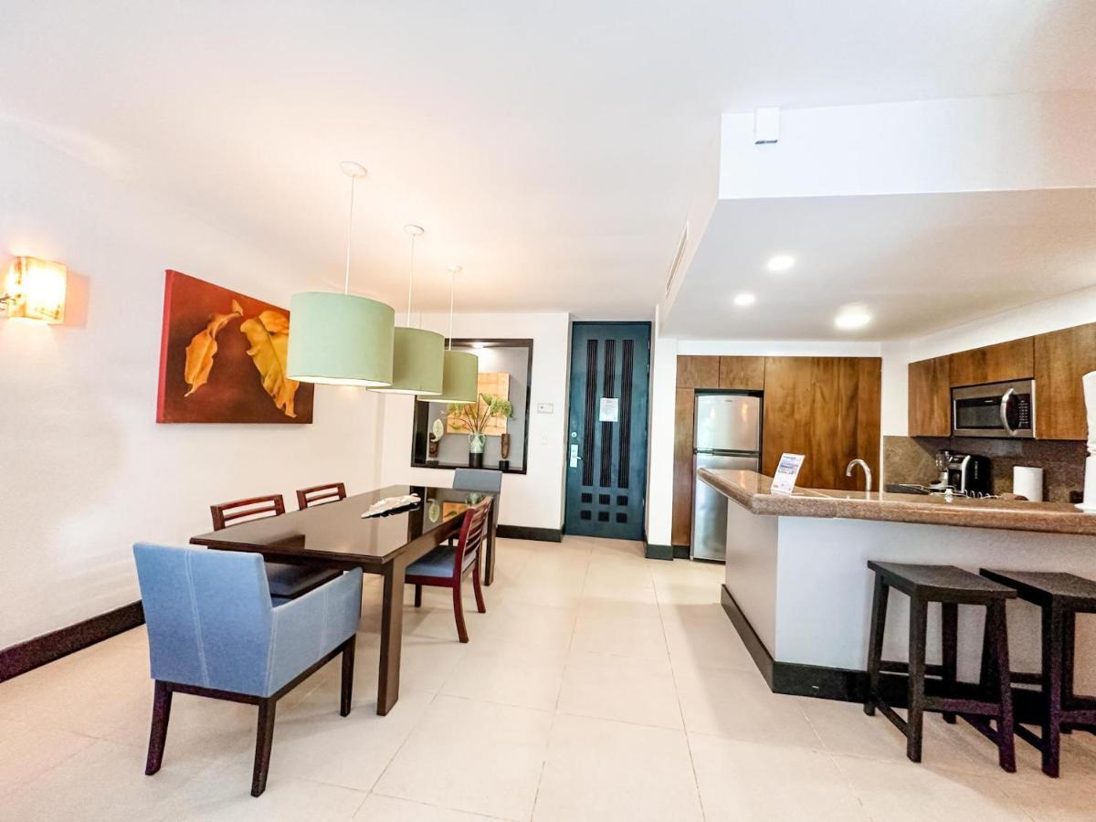 Căn hộ Ata32 2 Beds Close Beach Gym Big Pool Wifi Parking *