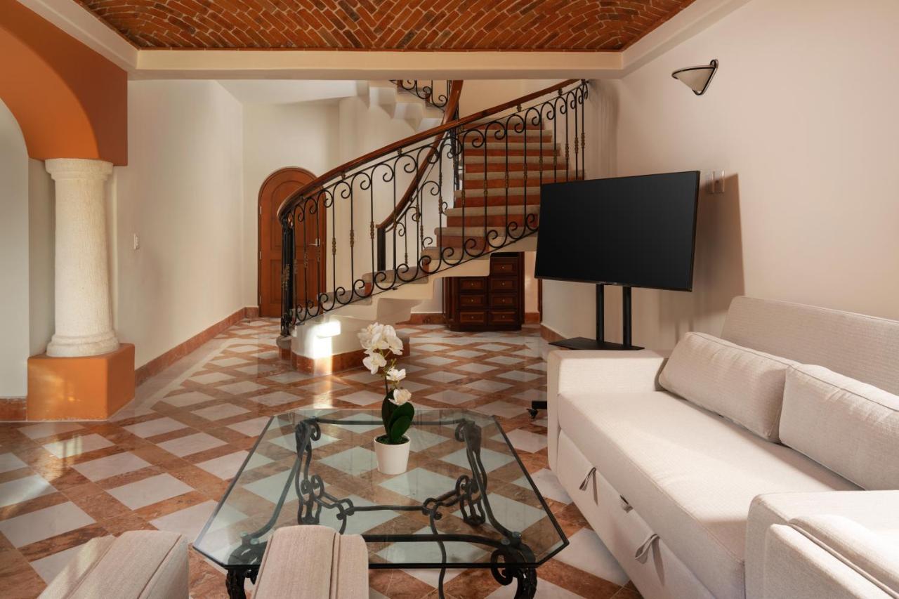 Hotel Eurostars Hacienda Vista Real 5*