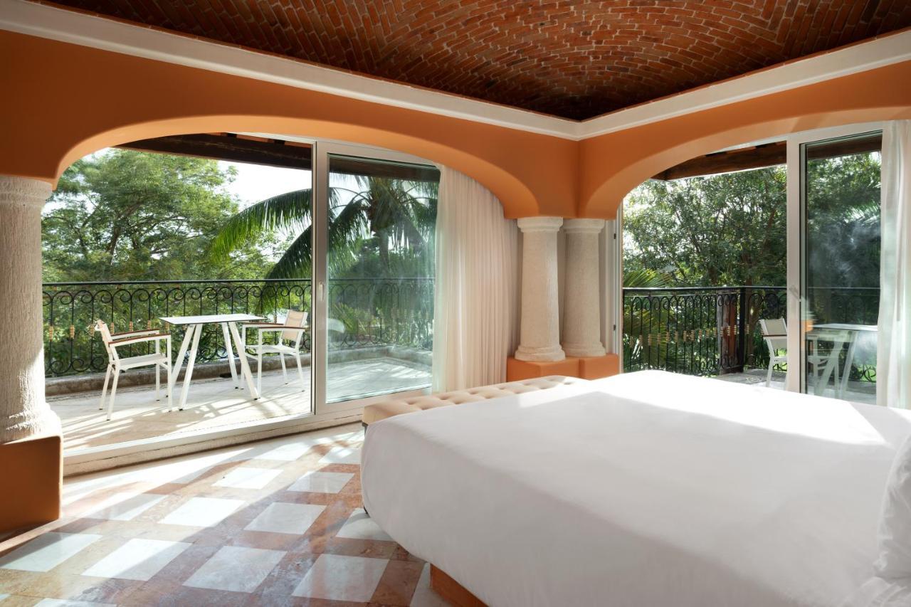 Hotel Eurostars Hacienda Vista Real 5*