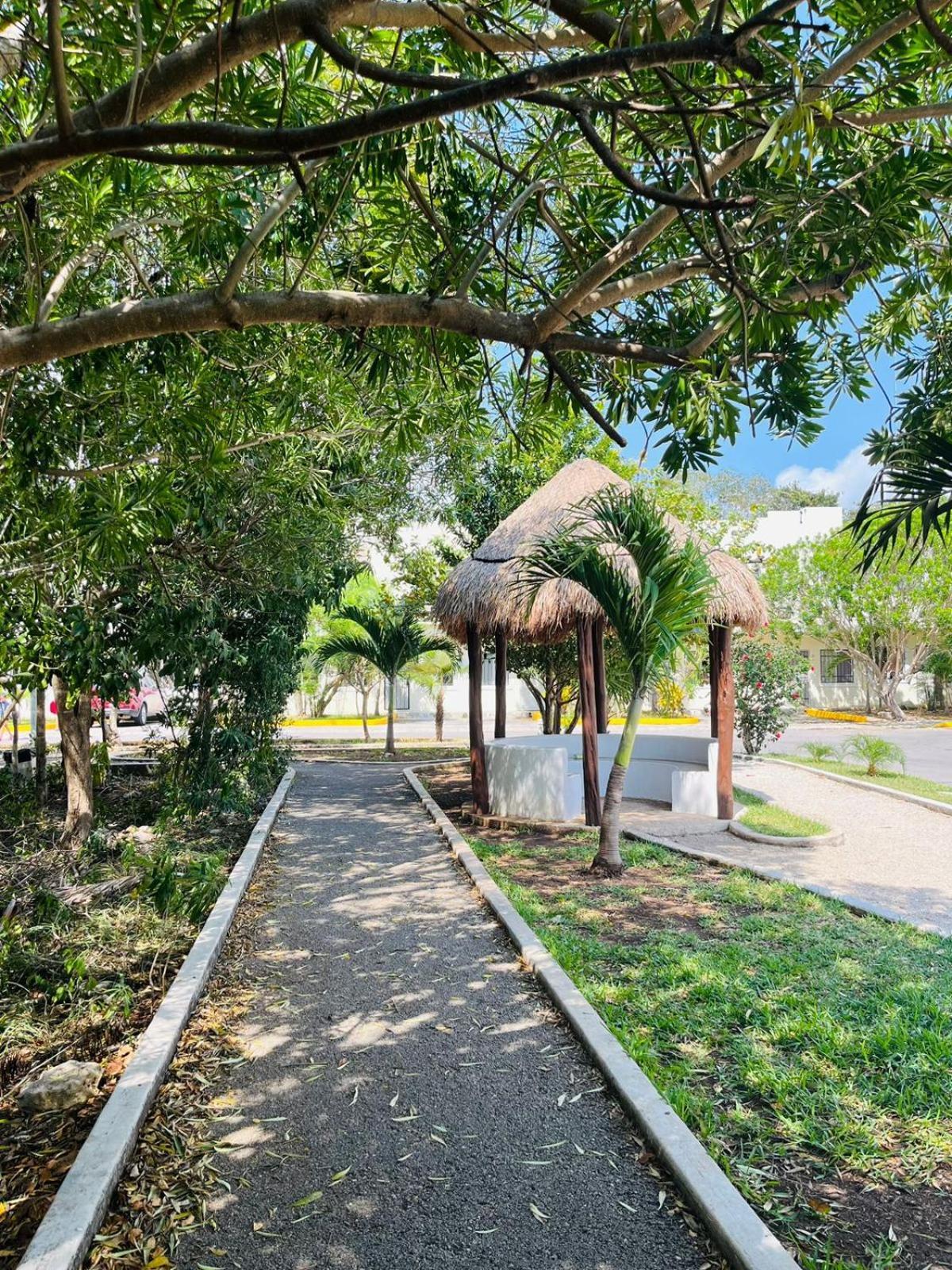 Apartamento Amplio De 2 En