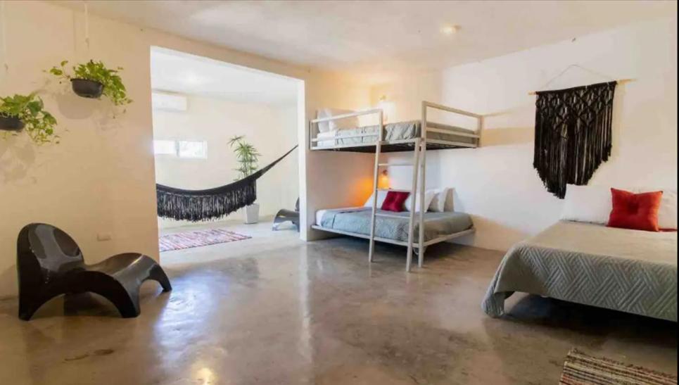 House Lounge/ Pasos De La 5ta Av, Excelente Ubicacion Privatunterkunft Playa del Carmen