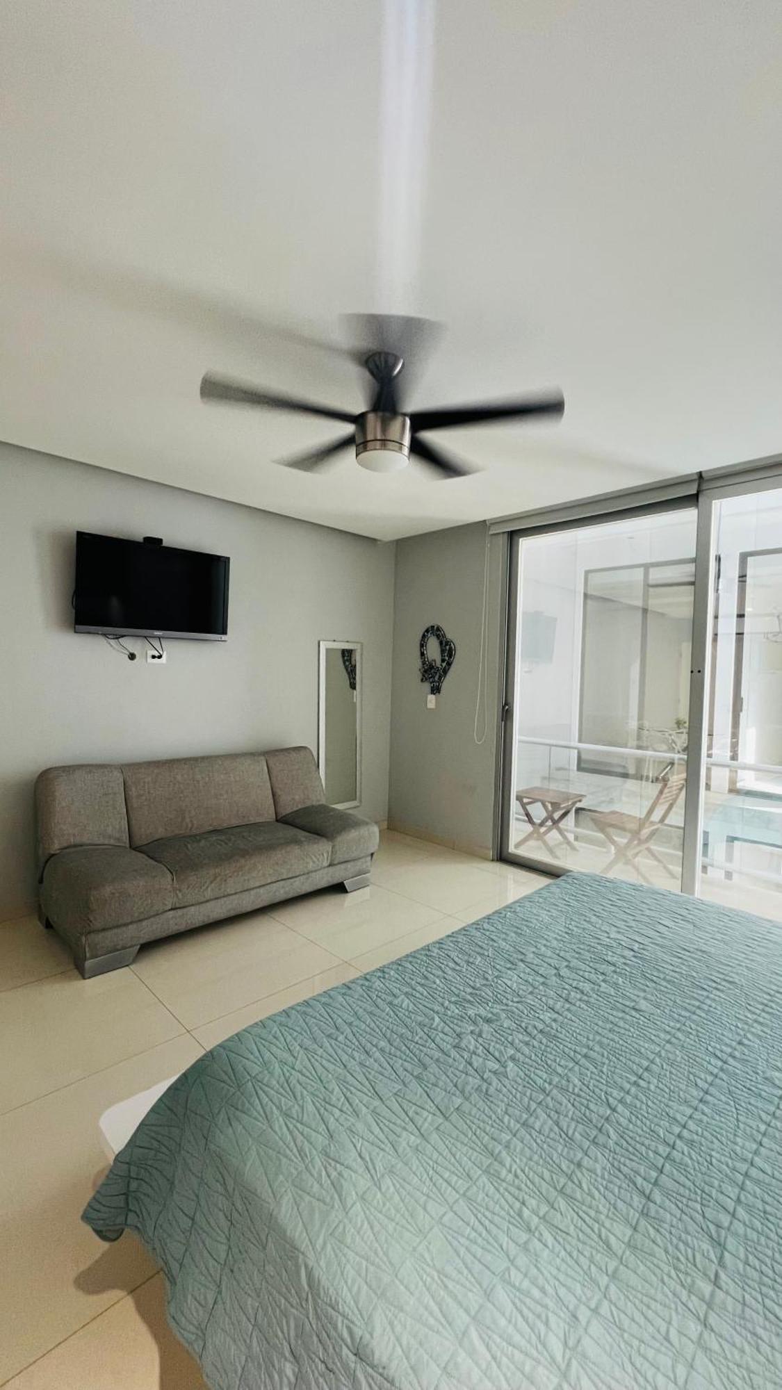 Apartamento Estudio Y Vehiculo* 5 Avenida