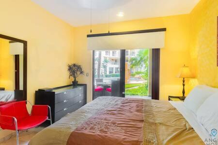 Oceanfront A Block Off 5th In Heart Of Playa Playa del Carmen