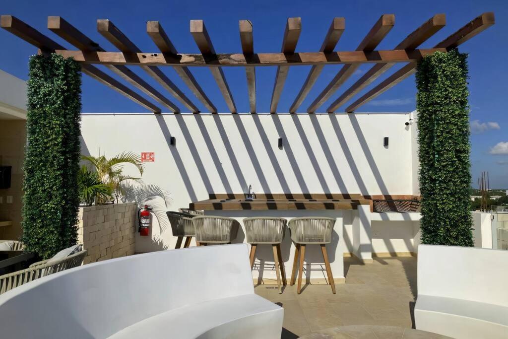 Menesse 38 King Bed Roof Pool Playa Center Apartment *