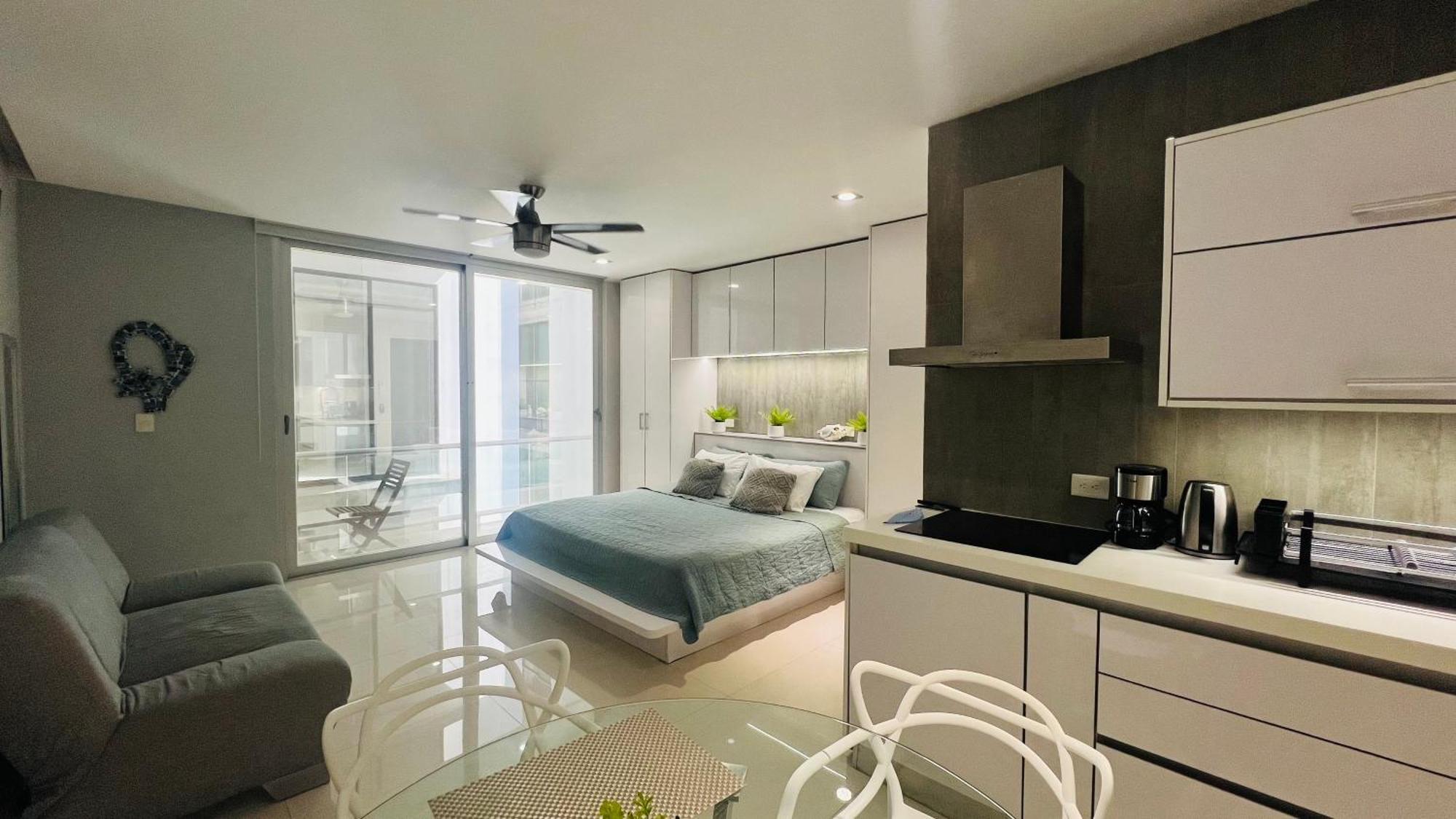 Estudio Y Vehiculo* 5 Avenida Apartamento
