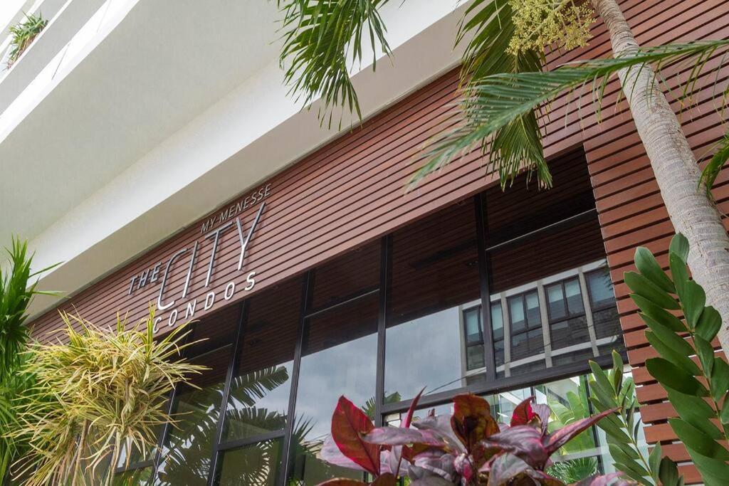 Excellent Location The * Playa del Carmen
