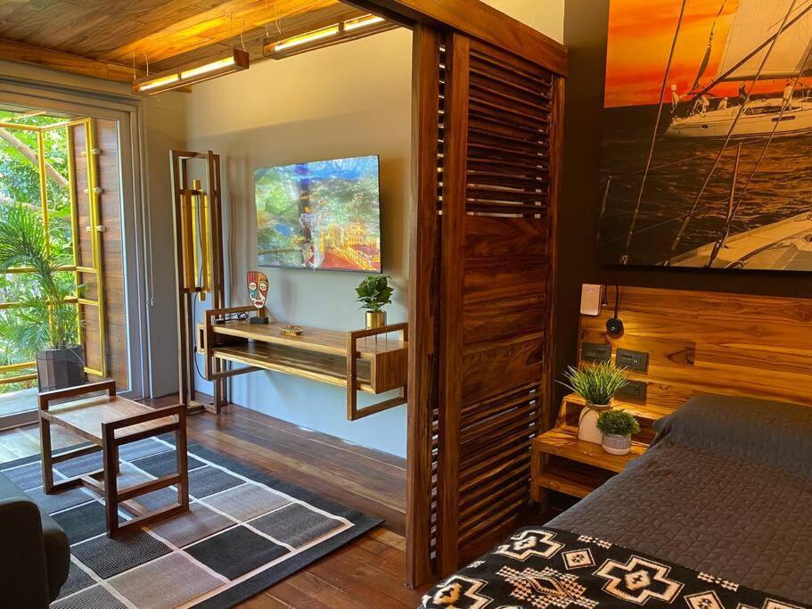 Unique In Playa - Walk To + 5th Avenue Apartment *