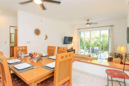 Nhà nghỉ Ideal Family & Friend Trip, Gated Area With Pool Onsite