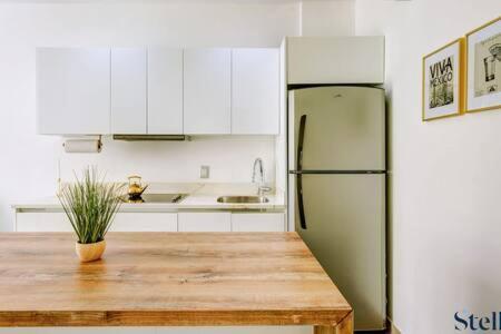 Oceanview Roof Pool By 5th Ave 3min Walk To Holiday home *