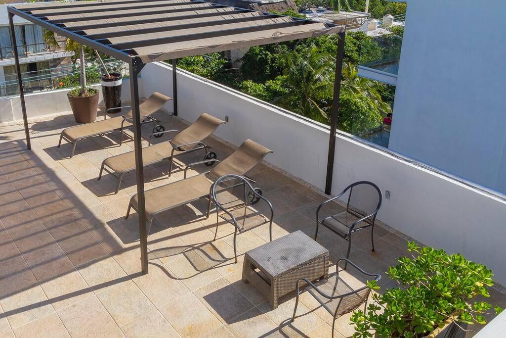 Apartment Comfortable 3 Blocks From The