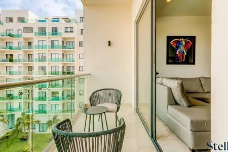 New Complex Style With Amenities Near Downtown 7min Casa de férias