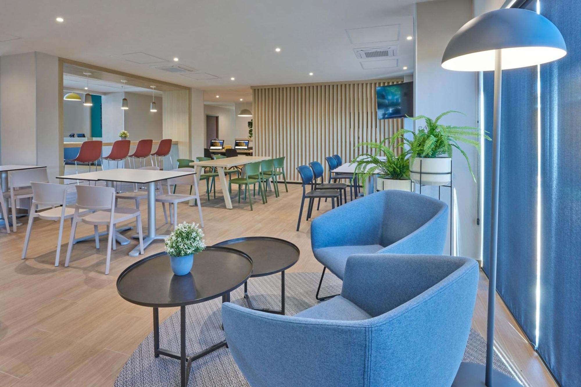 Express By Marriott Khách sạn