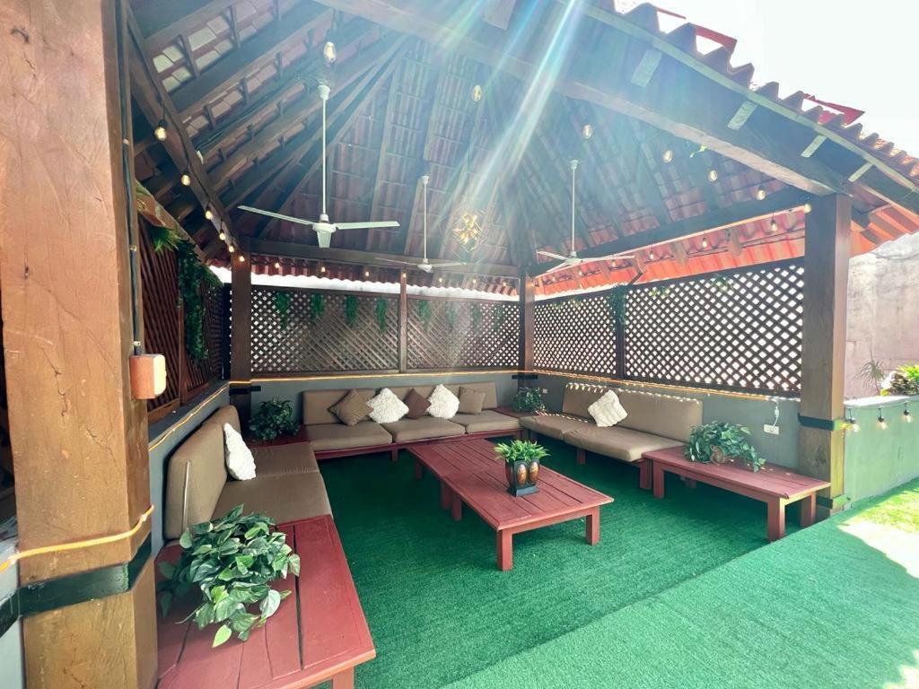 Villa Luxury Village On The 5th Avenue With Private Rooftop *