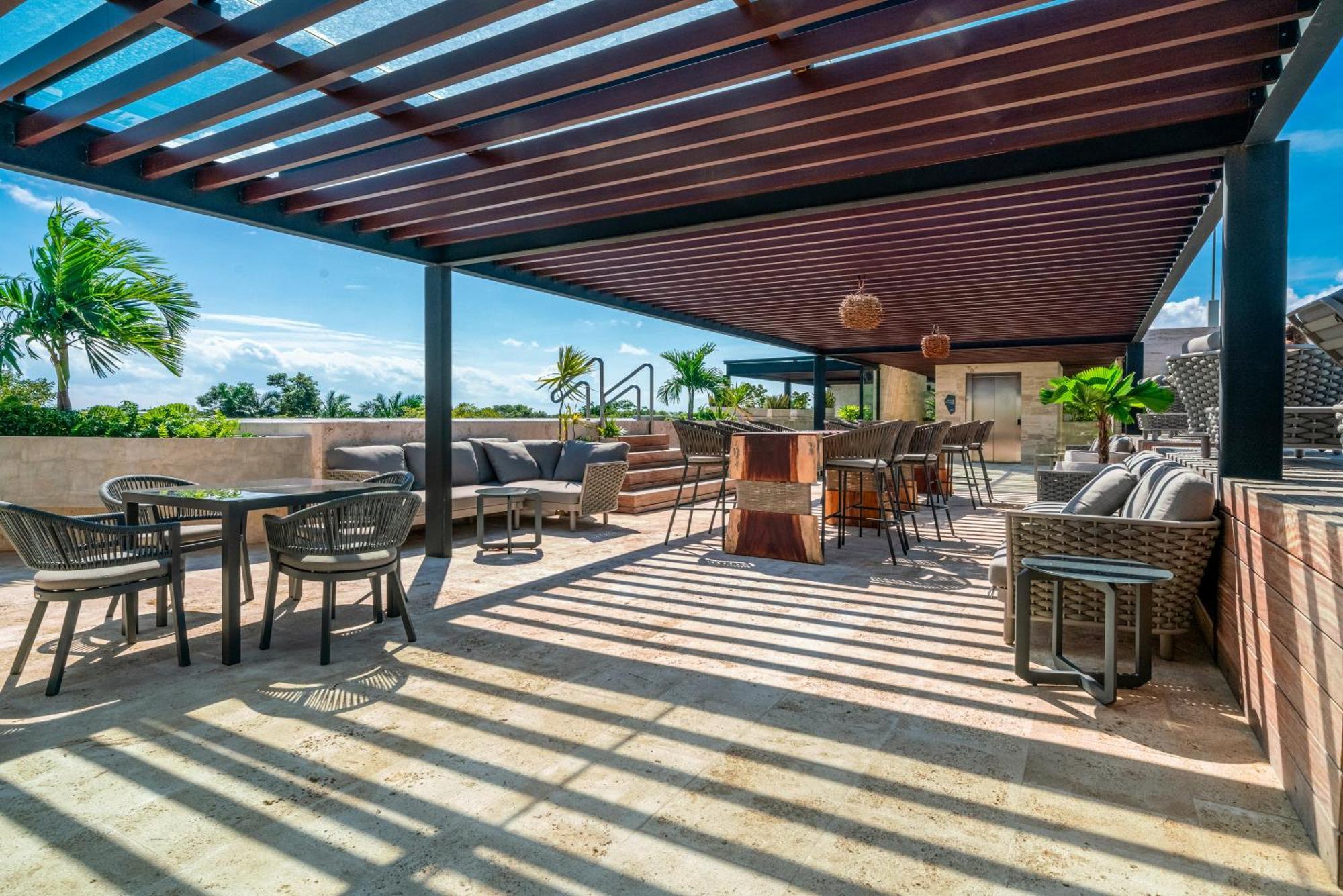 Luxury 2 Bedroom - Infinity Pool At Awa Residences In Playacar, Awa 107 Casa de férias