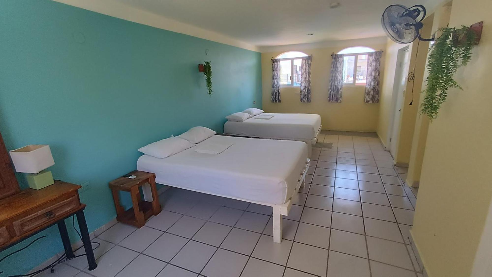 Tres Mundos Hostel Playa del Carmen