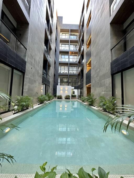 Comfortable W/ Views Rooftop Pool & Gym - 319 Musa Apartment *