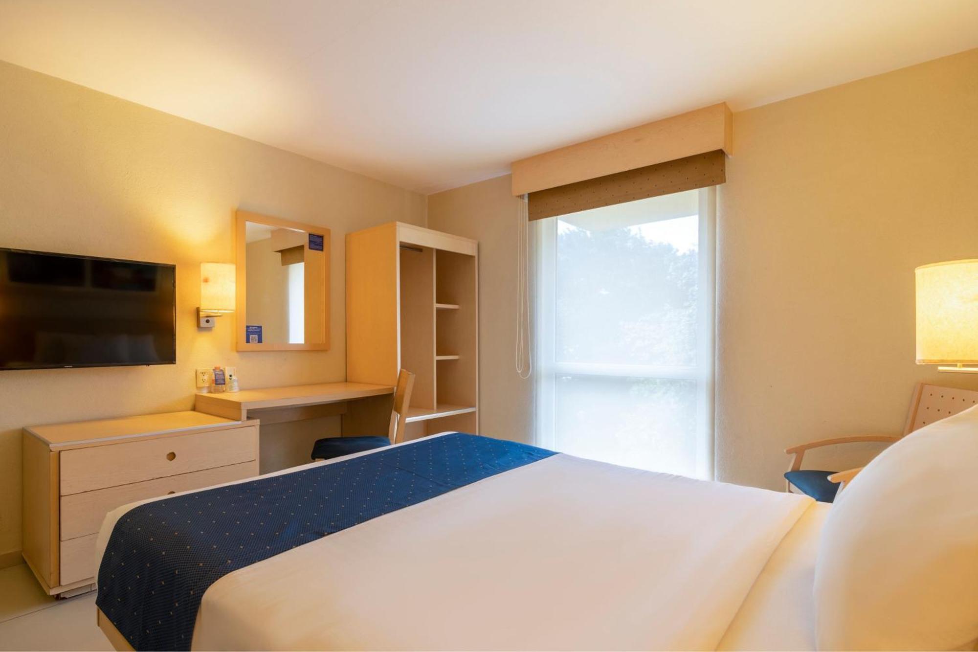 Khách sạn Express By Marriott 4*