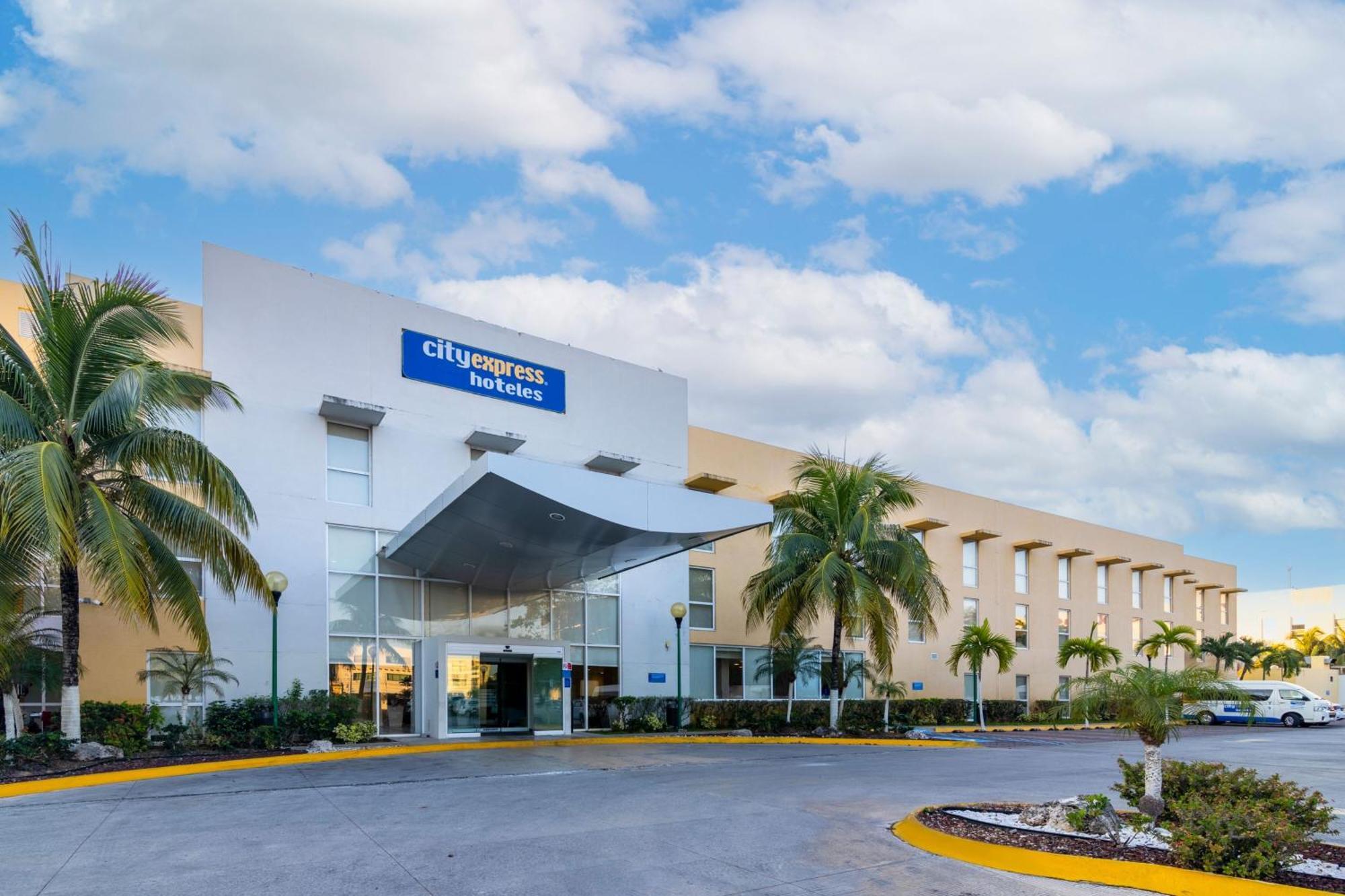 Express By Marriott Khách sạn