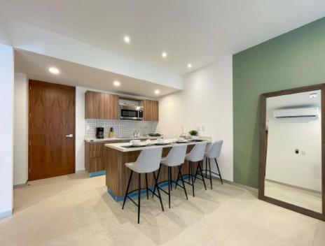 Urban Towers Apartment *