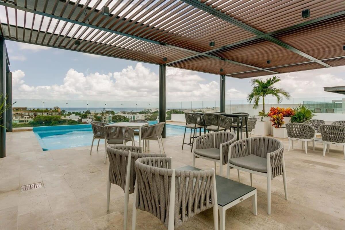 Nhà nghỉ New Roof Pool With Gym And Wifi Near 5th Half Blk Kids Ok Playa del Carmen
