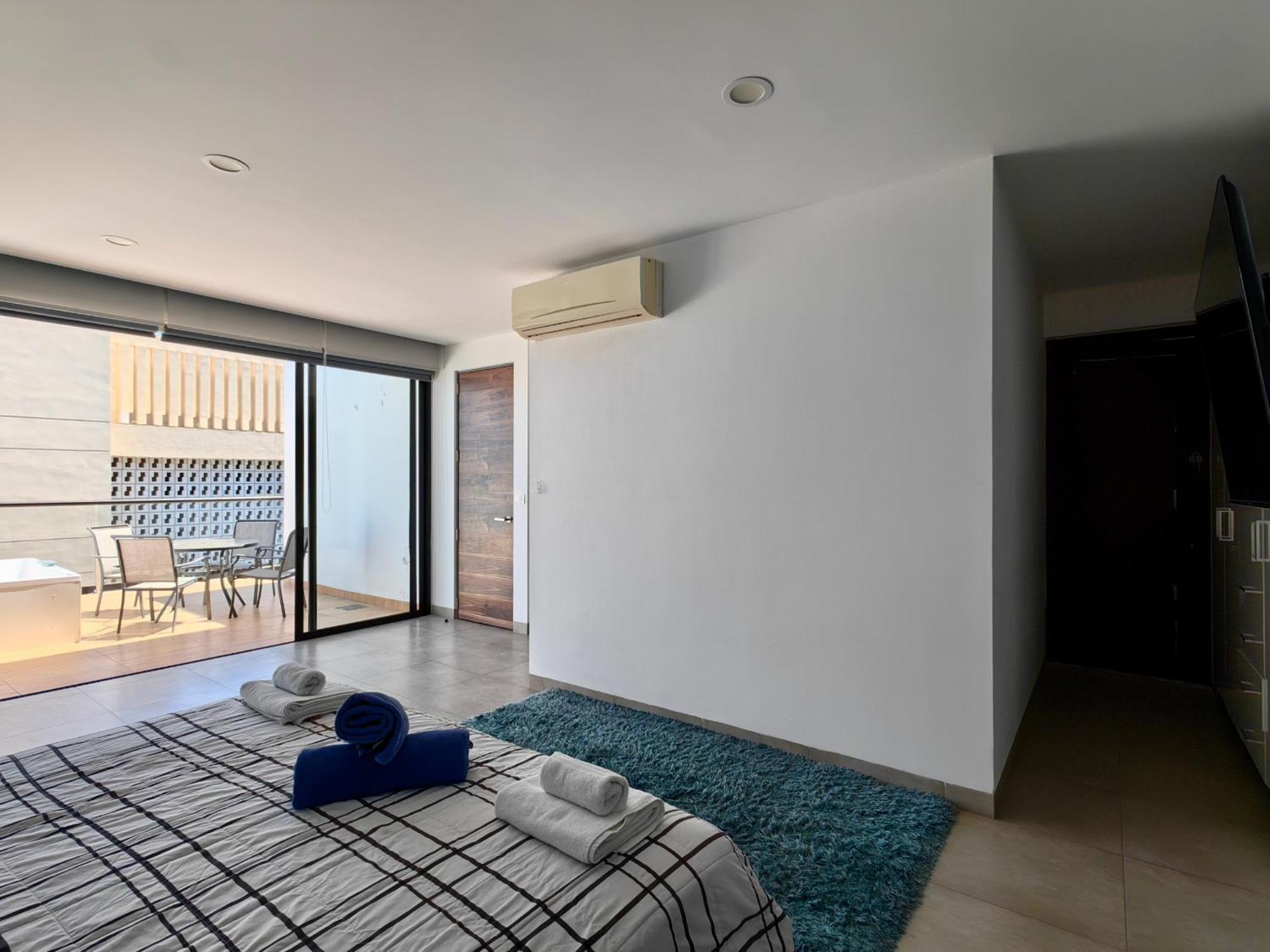 Icono Luxury Ph By Guys Apartamento