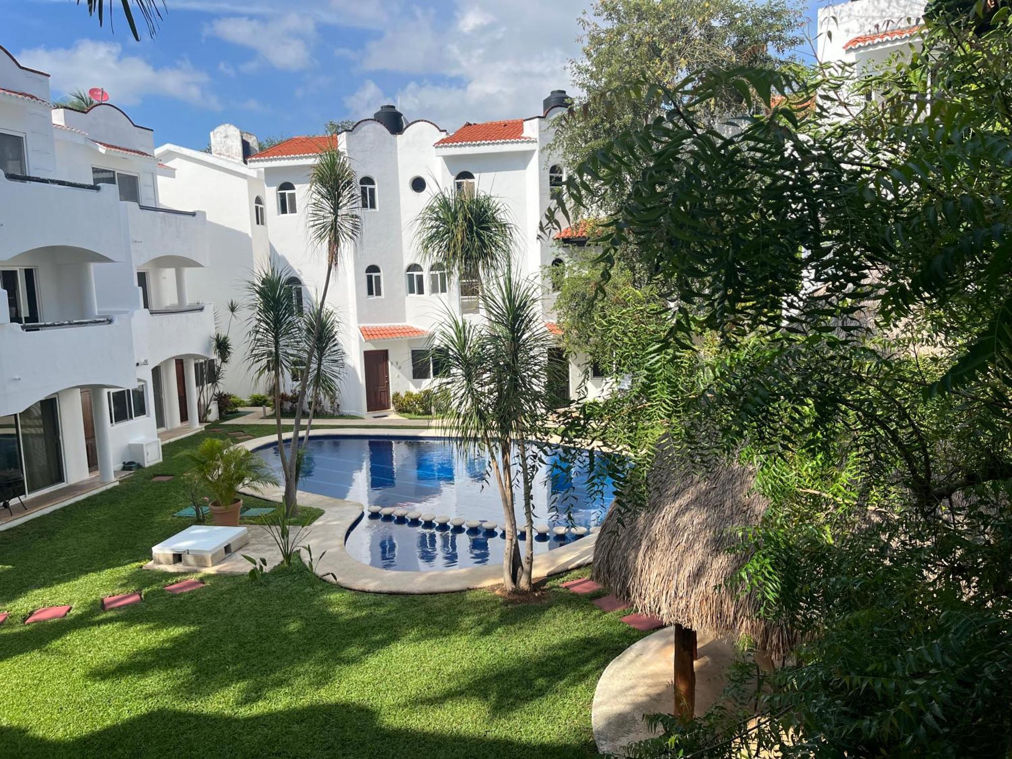 Espectacular Townhouse Renovado 3 Rec 3 Banos Apartment *