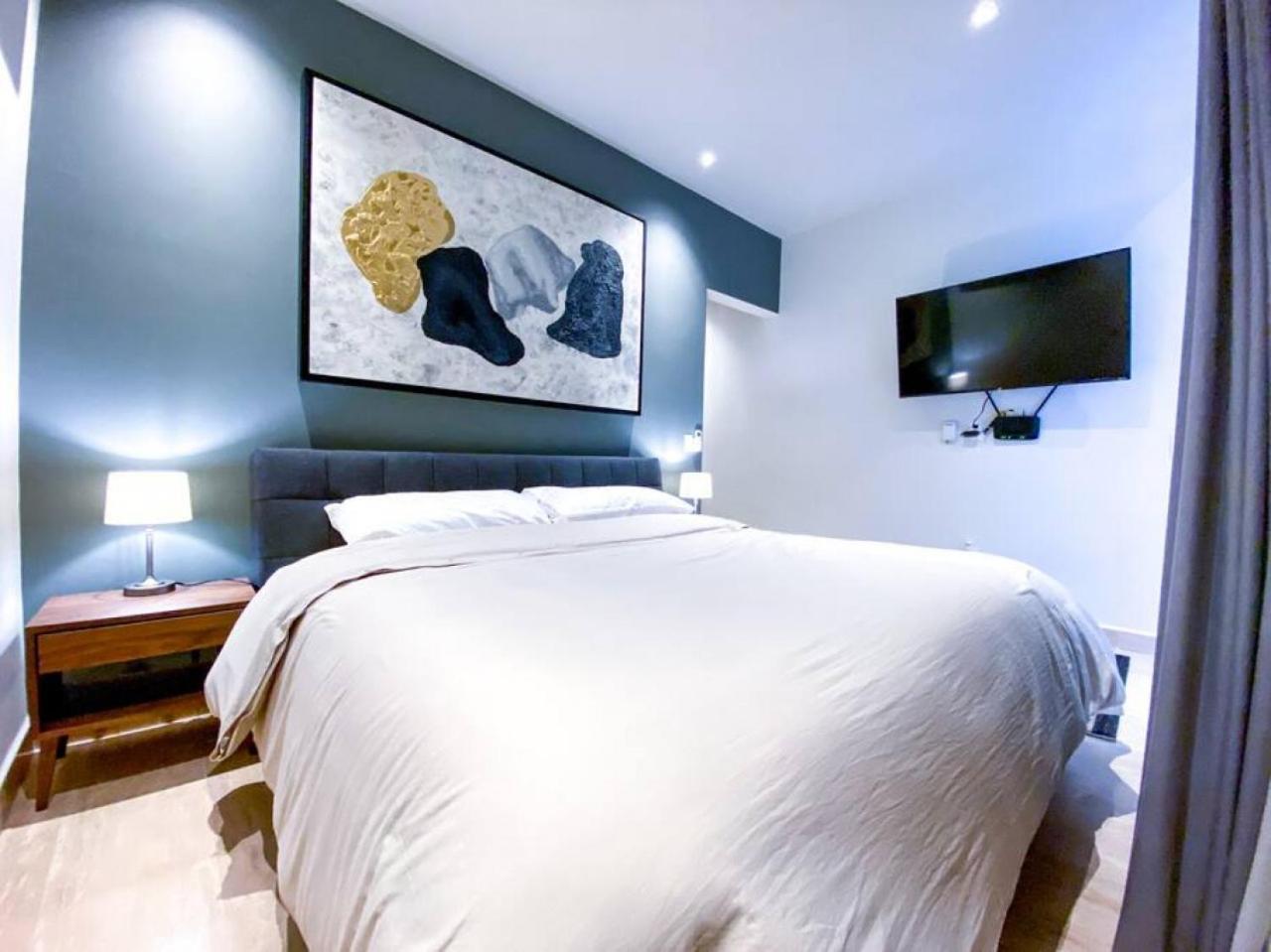 The 1br In The Heart Of Playa Next 5th Ave *