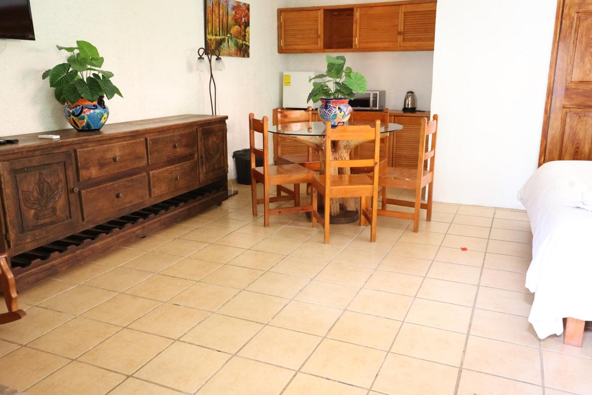 Bosque Caribe, 5th Av. Zone 3*