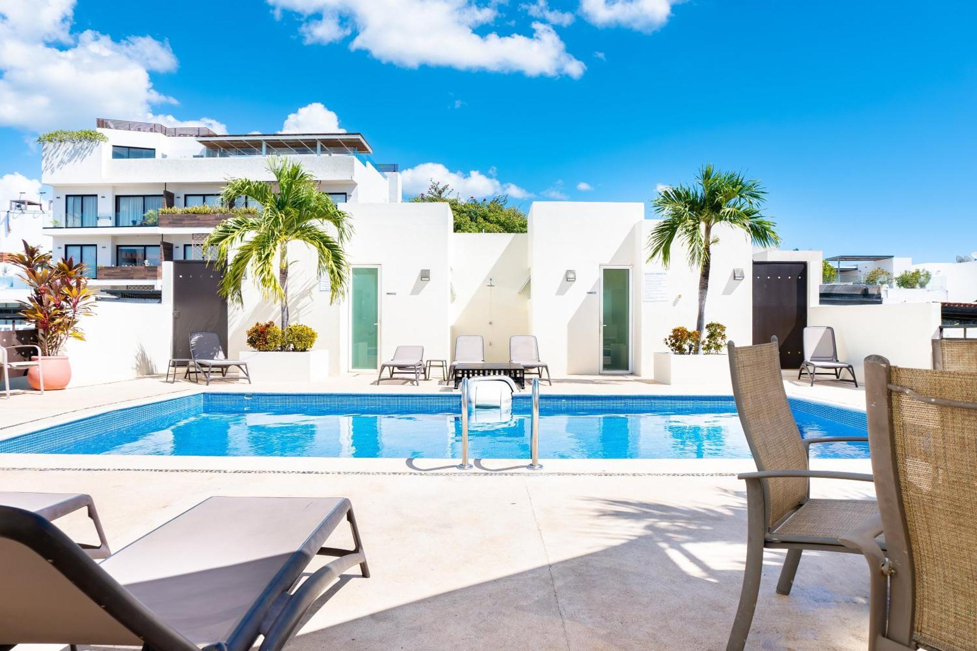 Meridian 208 Playa del Carmen