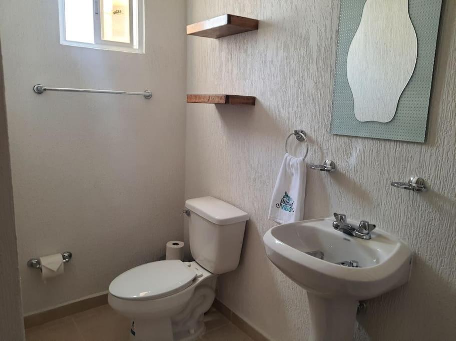 Casa De 3 Todas Con Bano Propio, 3 Y Medio Banos En Toal, Alberca, Cupo Hasta 12 Personas * Playa del Carmen